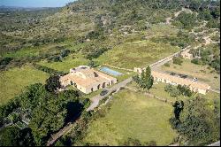 Historic estate for renovation with building permit, Menorca