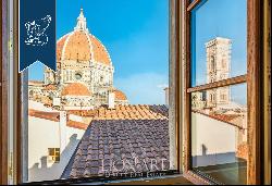 Prestigious luxury penthouse with an exclusive view of Brunelleschi's dome for sale in Pal