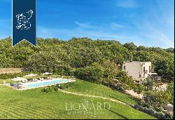 Luxury estate with a farmstead, villa and a cottage for sale in Tuscany, on the Maremma hi