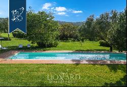 Villa with a pool and a big planted park for sale in the leafy Costa Smeralda