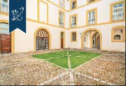Charming historical estate with a big terrace for sale in the heart of Palerno