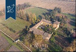 Estate with an ancient charm for sale just 20 km from Milan