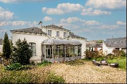 Beautiful 19th-century mansion between Nantes and Angers