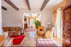 Mas provençal with swimming pool for sale in Aix en Provence