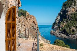 Mediterranean Getaway in Cala