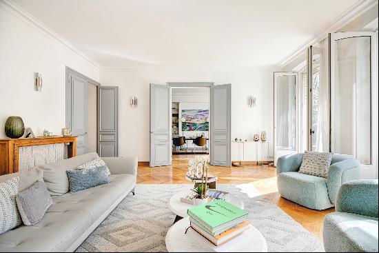 Paris 16th District – A 3-bed apartment with a garden