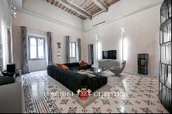 Tuscany - LUXURY APARTMENT WITH PANORAMIC TERRACE AND GARAGE IN THE HISTORICAL CENTER OF 