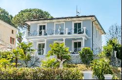 Private Villa for sale in Camaiore (Italy)