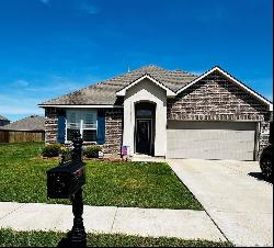 2231 S Lake Michele Circle, Lake Charles LA 70607