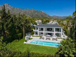 Astonishing villa in Sierra Blanca with indoor pool and breathta, Marbella 29602