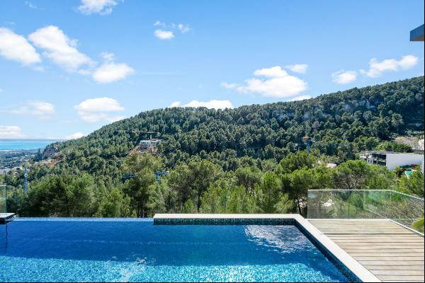 Luxury villa with two pools and sea views in exclusive Son Vida