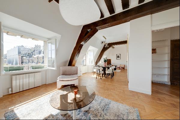 Duplex for sale in Paris 4rd arr. - Place des Vosges.