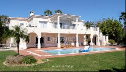 Fantastic 4-bedroom villa with pool and sea views in Luz, Lagos, Algarve