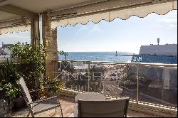 Cannes Croisette - 3 rooms sea view