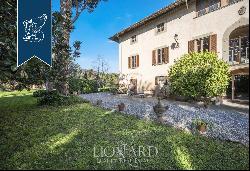 Prestigious 17th-century property with a big private park for sale in the wonderful Tuscan