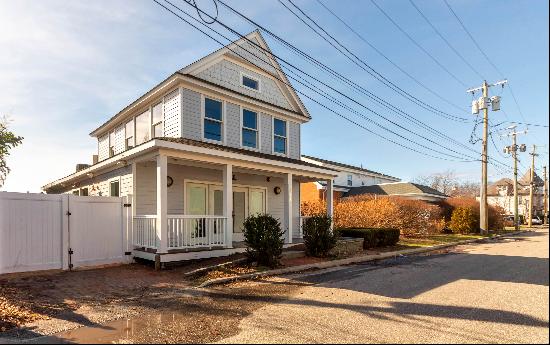 211 Carpenter Street, Greenport, NY, 11944