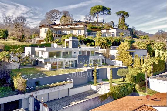 Lugano-Sorengo: modern villa with breathtaking views of Lake Lugano & outdoor swimming po