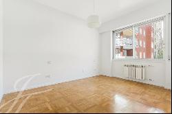 Bright and well located flat in Padilla Street