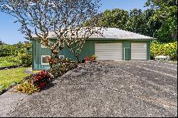 Kipahulu Oceanfront Home with Big Island and Haleakala Views