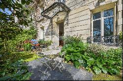 Apartment in Paris 7th - Champ de Mars