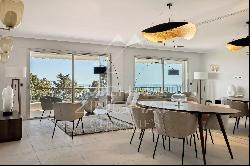 Superb 4-room apartment with panoramic sea view in a prestigious residence