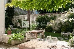 Exceptional property complex with garden in the heart of La Rochelle