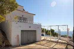 Altea Hills Charm: A Villa with Unique Character and Sea Views, Altea 03590