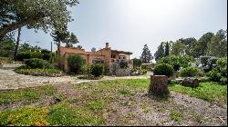 Villa with mountain views for sale on the outskirts of Calvia vi, Calvia 07184