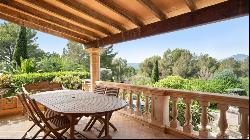 Villa with mountain views for sale on the outskirts of Calvia vi, Calvia 07184