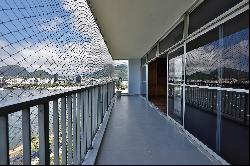 Apartment overlooking a special view of Rio