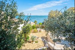 Istres - Villa with Panoramic View of the Pond