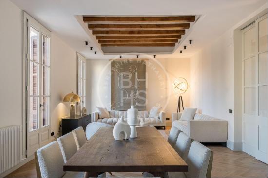 REFURBISHED FLAT IN PASEO SANT JOAN, Barcelona 08007