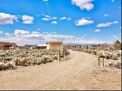 18 Calle Del Sol, Ranchos De Taos NM 87557