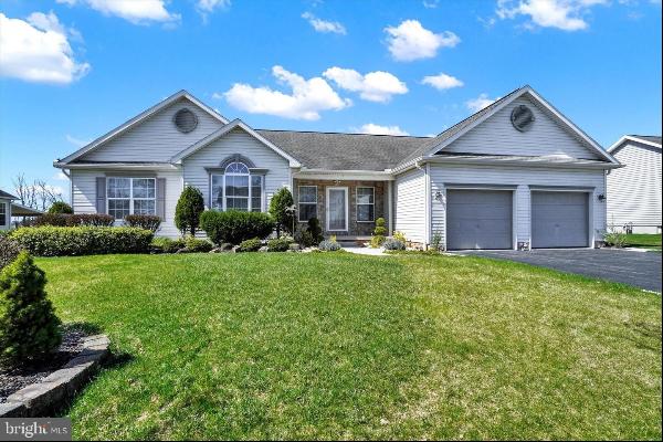 1261 Shadowbrooke Drive, Dover PA 17315