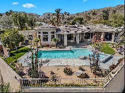 Introducing a magnificent oasis in Upper Cathedral City Cove! 
