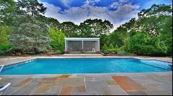 SH Contemporary w. Pool, Hot Tub & Tennis