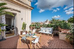 Penthouse with terrace in Rome