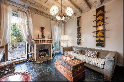 Independent residence in the heart of Rome, offering unparalleled charm and