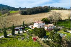 Umbria - ECO-FRIENDLY RENOVATED VILLA WITH POOL FOR SALE IN TODI