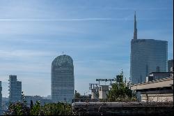 Prestigious offices of large dimensions in Milan city center