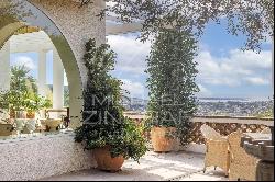 Elegant villa with sea view close to the old village of Mougins