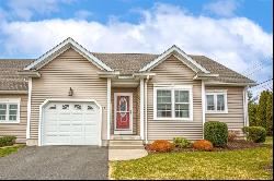 6 Elmcrest Dr #6, Chicopee MA 01013