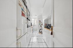 Beautiful 3-room apartment with balcony - Hoche / Monceau