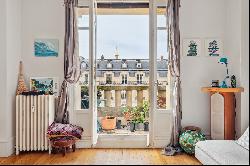 Beautiful 3-room apartment with balcony - Hoche / Monceau