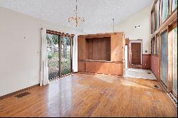 House Beautiful’s “Atrium House” Awaits its Restoration