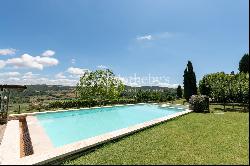 Exquisite renovation of this period farmhouse on the unspoiled hills of Todi