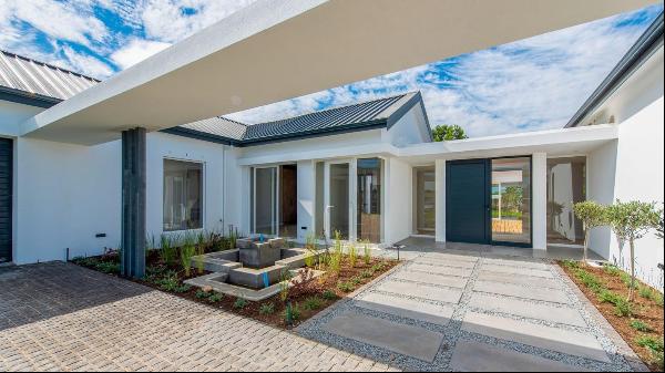 brand new Acres pearl valley stunner