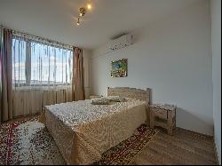 Three-bedroom apartment in a unique building near Mall Bulgaria for rent