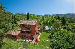 RESTORED VILLA WITH POOL FOR SALE IN UMBRIA