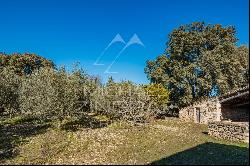 Gordes - Old 19th century farm to renovate